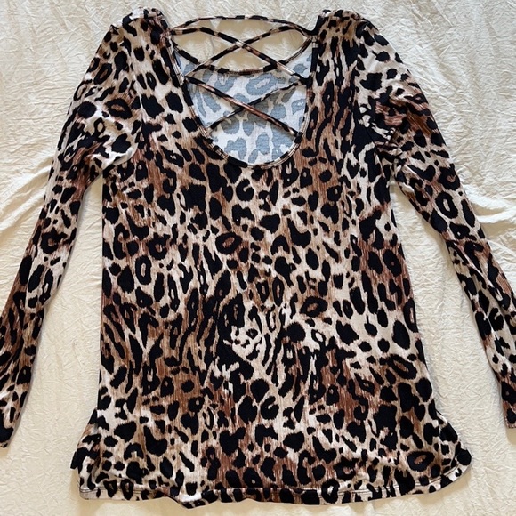 3 for $20 — Cheetah Print Blouse size small - Picture 3 of 4